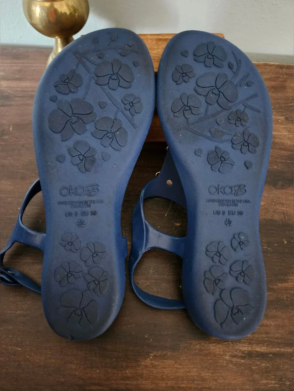 OKA-B Neptune Slingback Jelly Thong Sandals Navy With Flower Charms Size 9